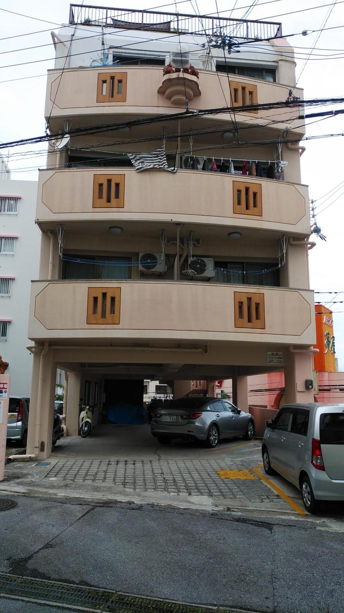 那覇の全景が見える宿140平米まるごと貸切最大11名広々6ldk駐車場3台無料6名様までの基本料金o Appartement *